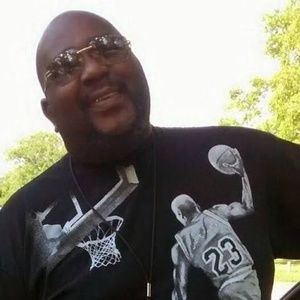 Meet your Posher, Louis